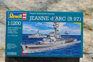 Revell 05896  French Helicopter Carrier JEANNE d'ARC R97